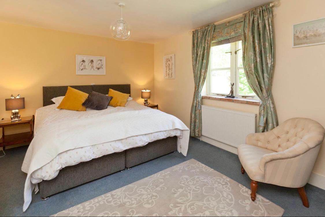 Spacious Swallow Cottage Tisbury Bagian luar foto